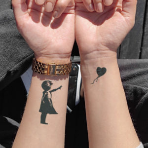 girl with balloon_banksy art_Semi-Permanent Tattoo | Lasts up to 2 weeks | Temporary Tattoo | Christmas Gift Idea | Jagua henna | tatouage temporaire