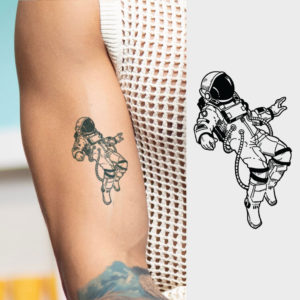 medium size astronaut tattoo, Sexy Tattoo, Semi-Permanent Tattoo | Lasts up to 2 weeks | Temporary Tattoo | Christmas Gift Idea | Jagua henna | tatouage temporaire